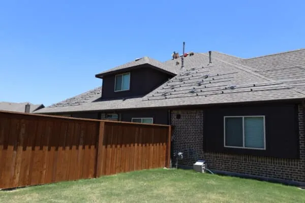 Solar Inverters: Choosing Between String & Micro for Your Solar System